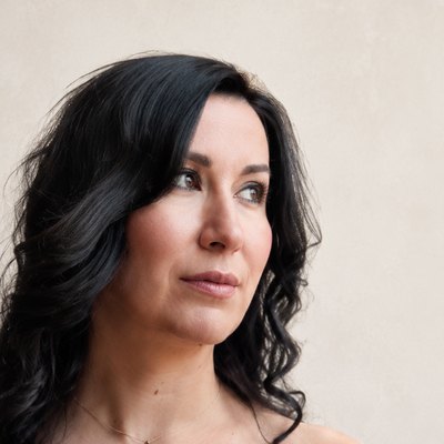 Yelda Açıkgöz — portre